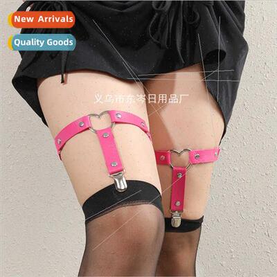Europe simple peach heart leg ring stocking clip single su j
