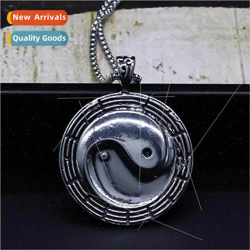 Creative fish pendant jewelry niche fashion metal necklace m