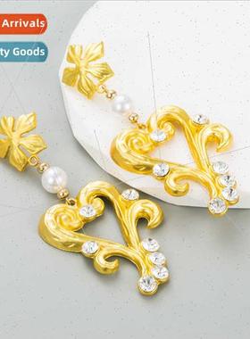 Vintage alloy earrings diamond-set pearl flowers love heart-