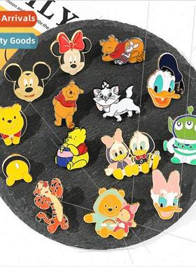 Winnie the Pooh Brooch Cartoon Anime Tigger Pijay Metal Badg