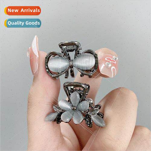Small grab clip hairpin female delicate compact cat eye ston