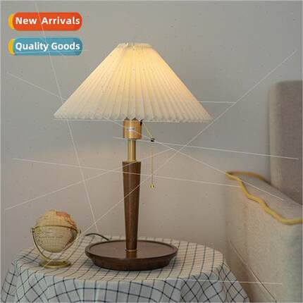 Retro bedside table lamp LED bedroom cozy light luxury wind