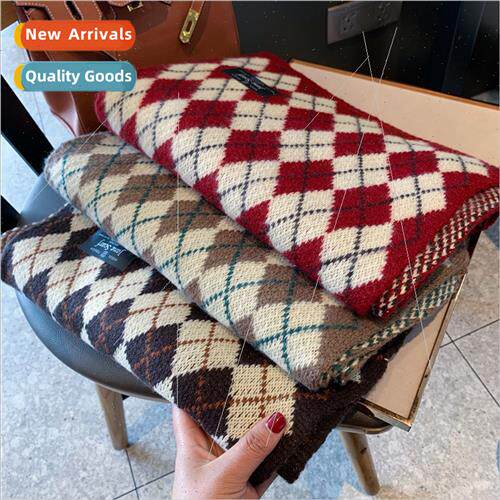 New fashion scarf female winter wild Korean retro diamond pl