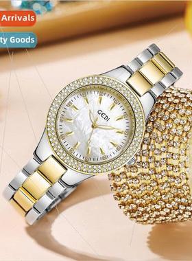 Fashion Large Plate Interlocking Gold Stainless Steel Strap