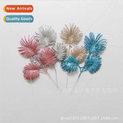 Christmas decorations sprinkles banana leaf diy holiday flow