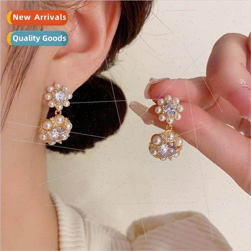 Korea fashion retro rhinestone pearl flower earrings female