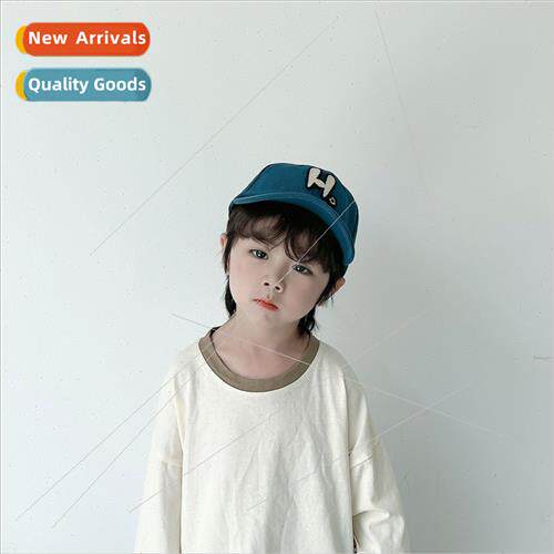 Autumn winter baby duck tongue cap travelling leisure spring