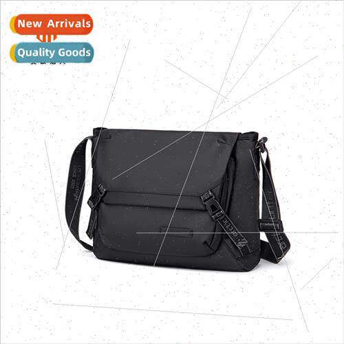 Daily commuting waterproof large-capacy men shoulder bag out