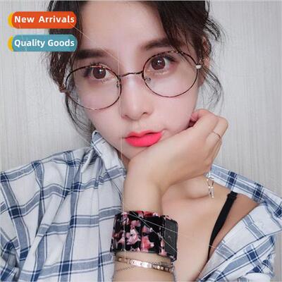 glazed pattern small round frame plano female  lerary veiled