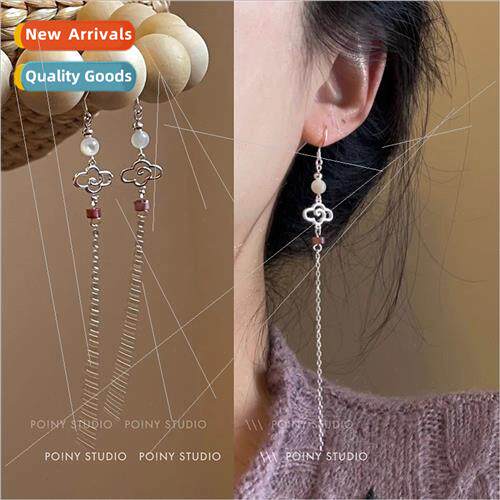 New ancient long tassel earrings sense earrings female round