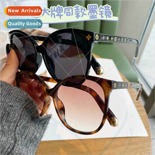 Retro black cat eye sunglasses female square round face show