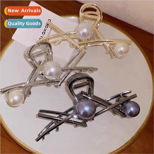 Pearl grab clip design sense hair clip female 2023 new back