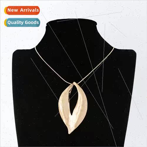 New Necklace Europe Vintage Long Necklace Leaf Brushed Penda