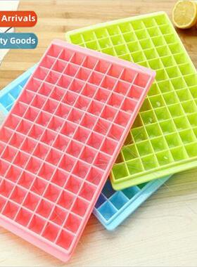 Ice lattice 96 compartments large diamond ice lattice frozen