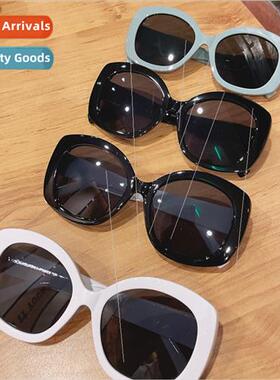 2021 Europe Panda Retro Sunglasses Round Hepburn Sunglasses