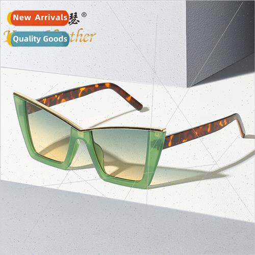 New cat-eye sunglasses 493 Europe nd versatile sunglasses fe
