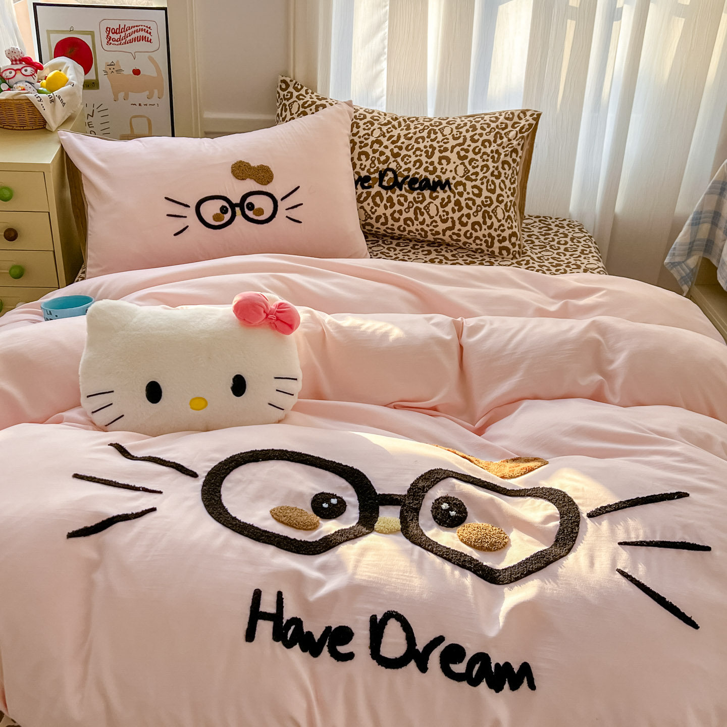 粉色少女可爱大眼猫咪毛巾绣水洗棉四件套豹纹床单学生被套三件套
