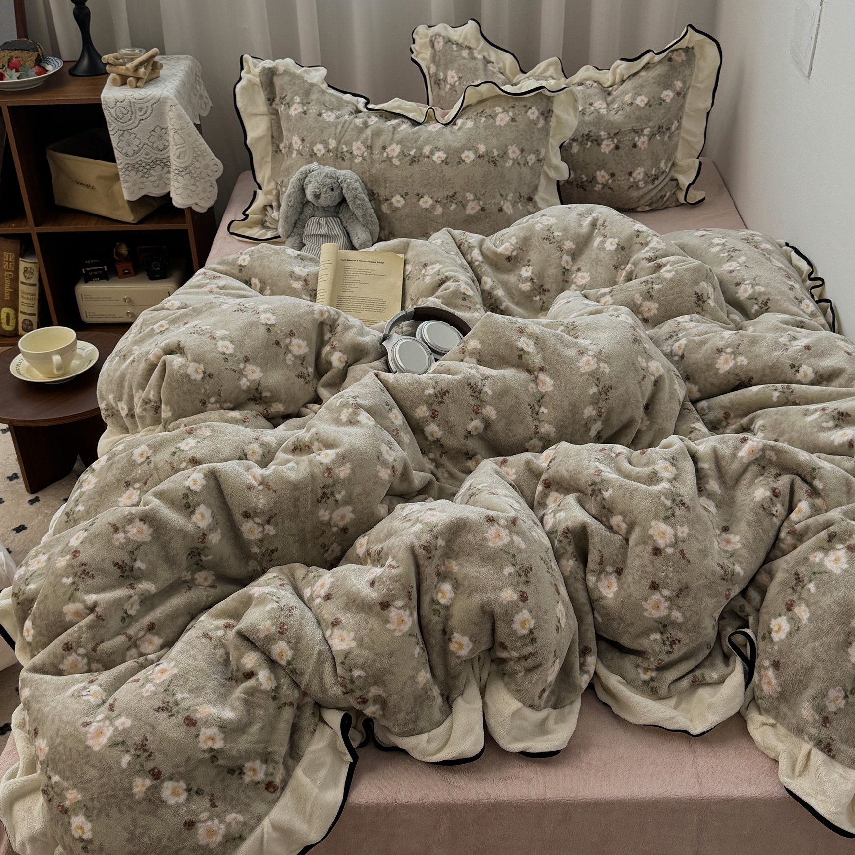 法式复古少女花边款牛奶绒四件套