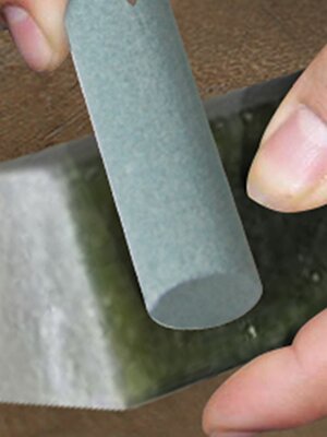 南珊圆柱形油石20X150长绿色碳化硅磨石模具金属修整打磨抛光磨削