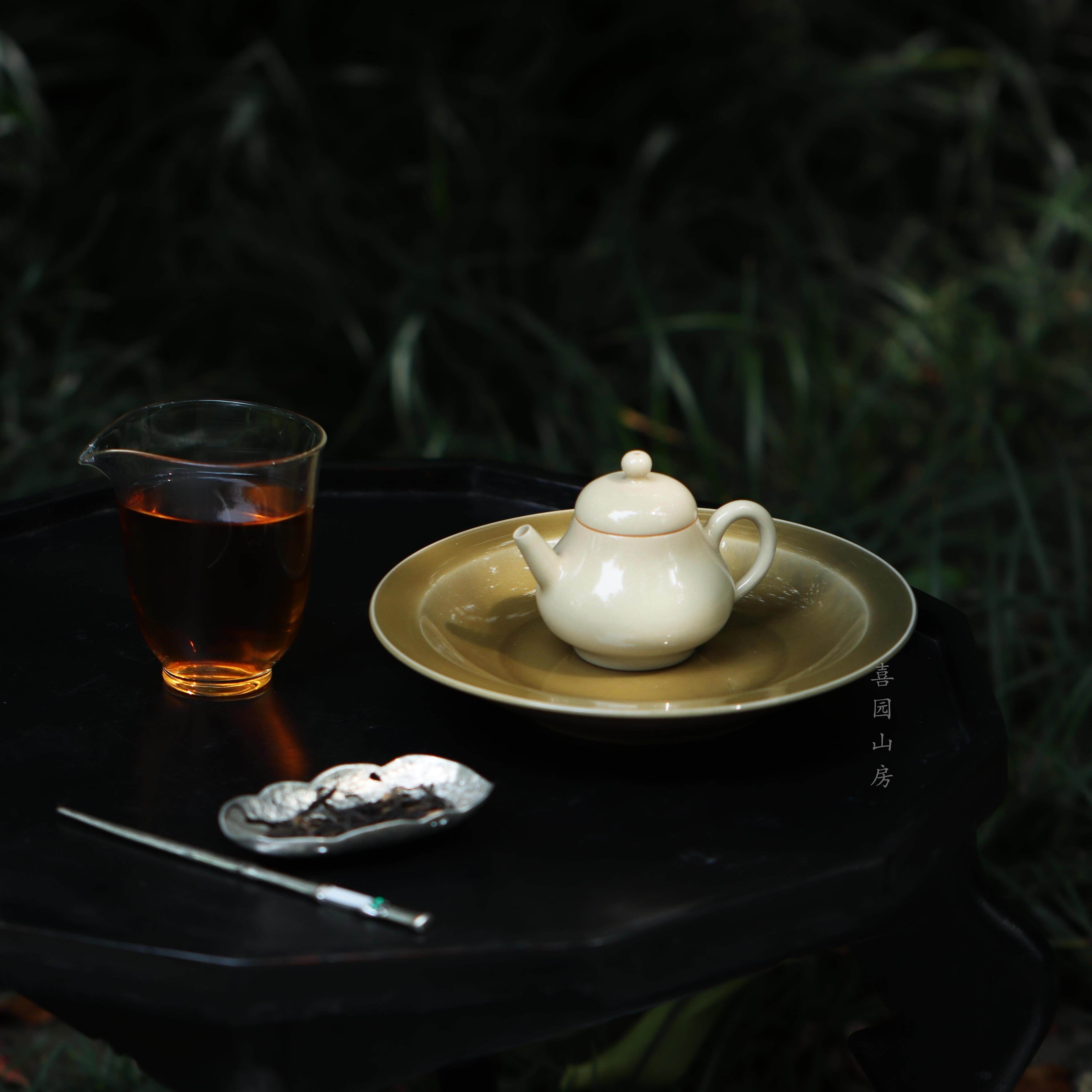 杨盛侃龙泉青瓷柴烧窑变壶承