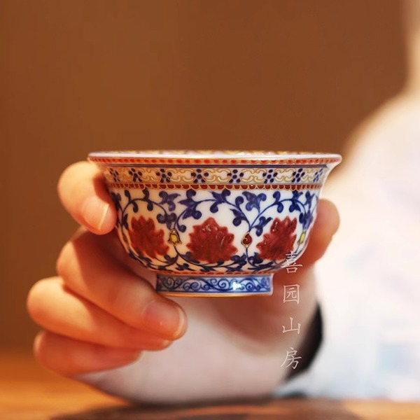 灵玺贡坊新品 青花釉里红缠枝莲压手杯 珐琅彩 景德镇名窑口 福利