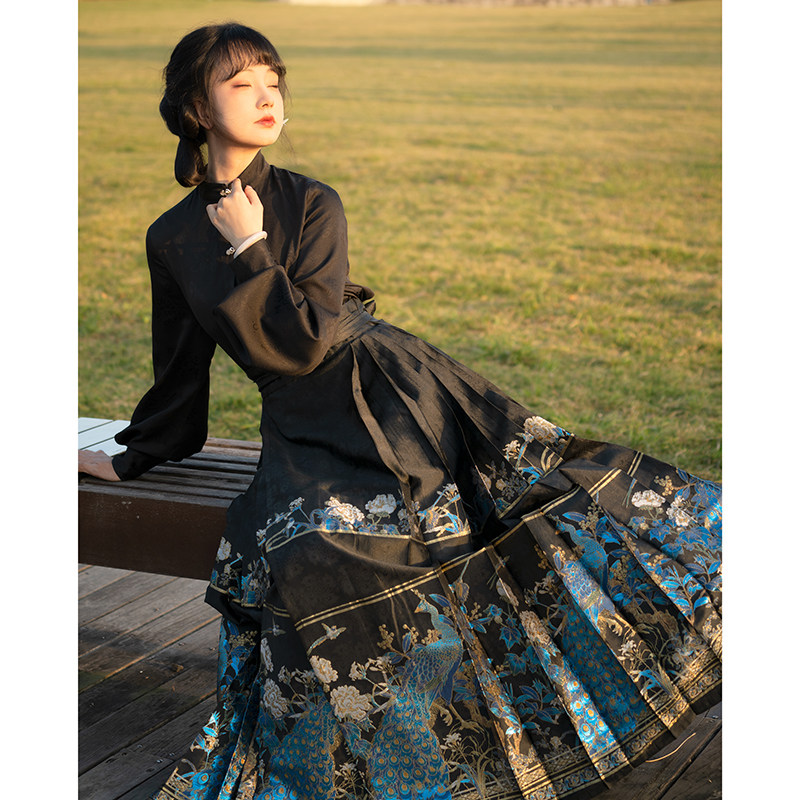 【寒山渡】雀翎 明制秋冬汉服马面裙 日常百搭孔雀汉服马面