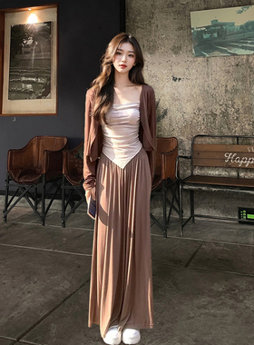 慵懒纸片人  禅意简约通勤三件套2025年慵懒风开衫背心阔腿裤套装