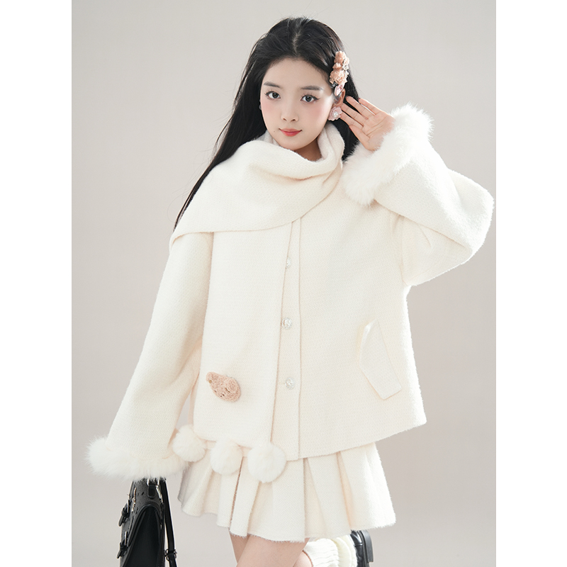 安纳茜童话 冬装新款日系甜美设计感绒球围巾毛绒绒外套半裙套装