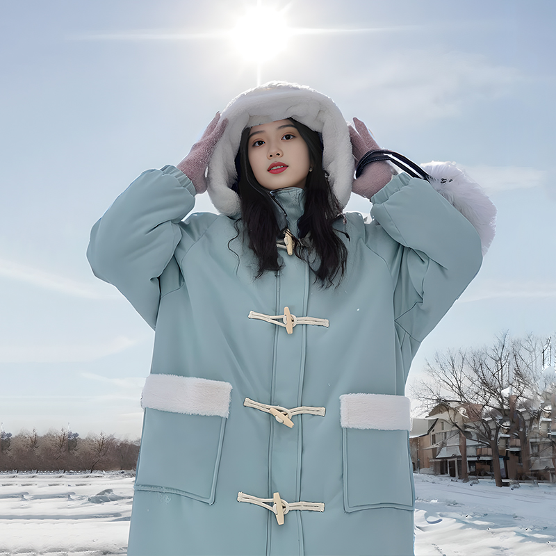 霍里德地图毛绒内里冬季棉服女2022甜美宽松牛角扣连帽中长款外套