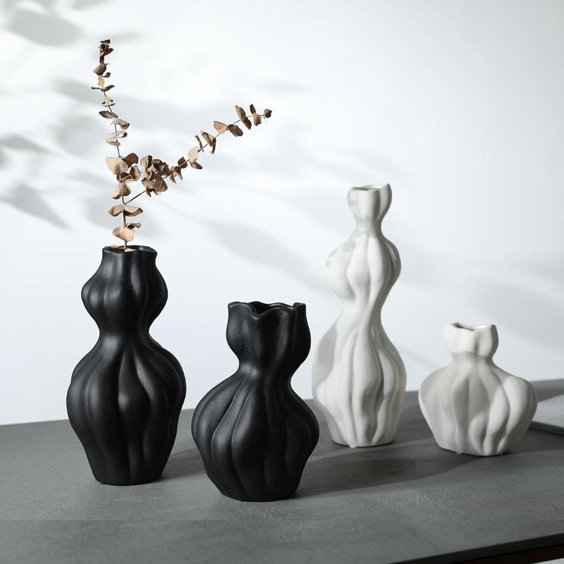 黑白色侘寂风陶瓷花瓶摆件 创意客厅插花抽象复古艺术花器装饰品