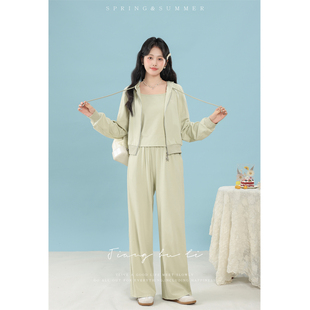 江不离【只此青绿】绿色休闲运动风套装女春季高级感小个子三件套