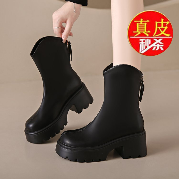 品牌真皮厚底时装马丁靴子女2025秋冬新款黑色软皮法式瘦瘦短靴女