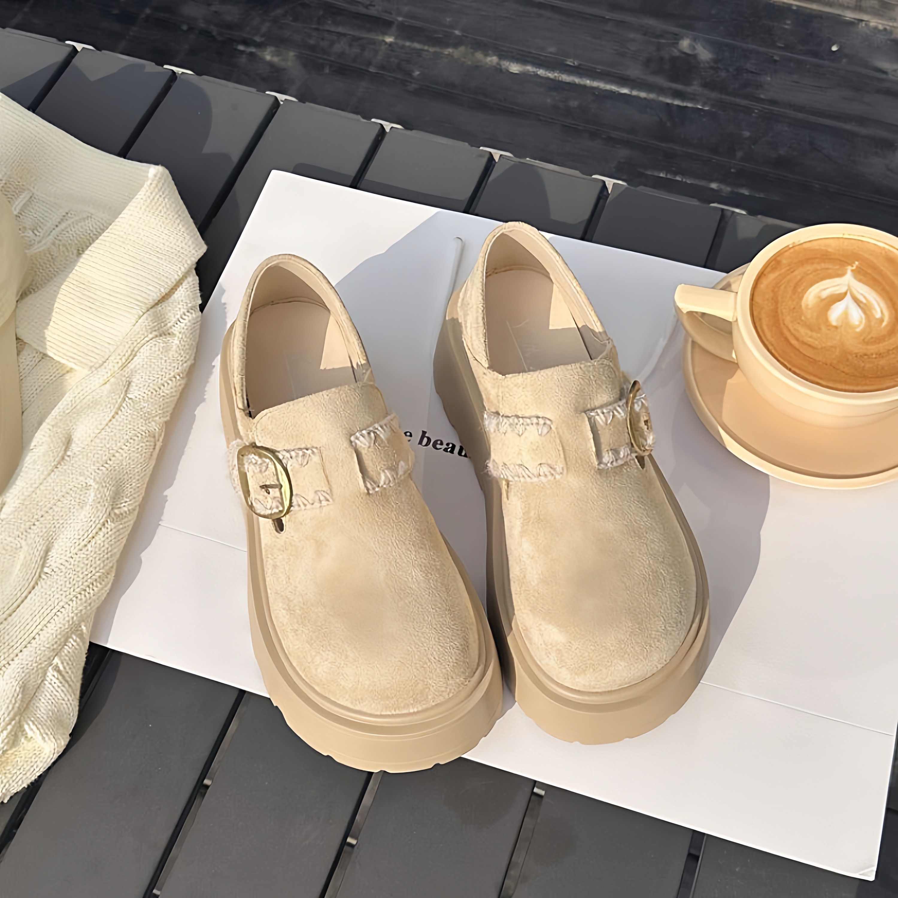 品牌真皮厚底全包米色勃肯鞋女2026春新款外穿百搭乐福鞋软底单鞋