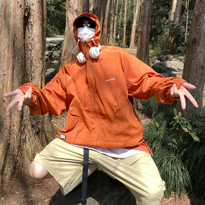 港风K户外冲锋衣男工装连帽外套薄款防水登山服防晒衣服86013-P68