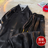 黑色