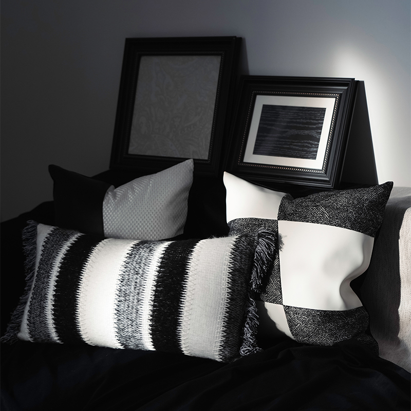 【新品】GULAN抱枕轻奢高级感样板间沙发客厅腰枕羽丝绒枕芯定制