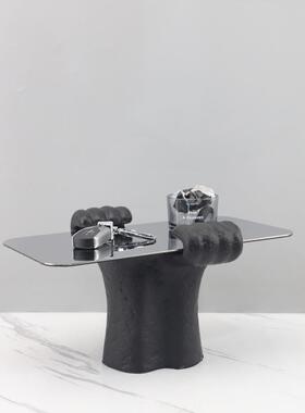 北欧创意抽象树脂双手托举托盘装饰摆件玄关电视柜家居装饰品摆件