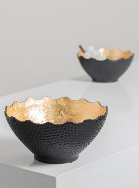 高级感手工陶瓷果盘烤黑烫金铝制茶几收纳盘餐厅装饰品桌面摆件