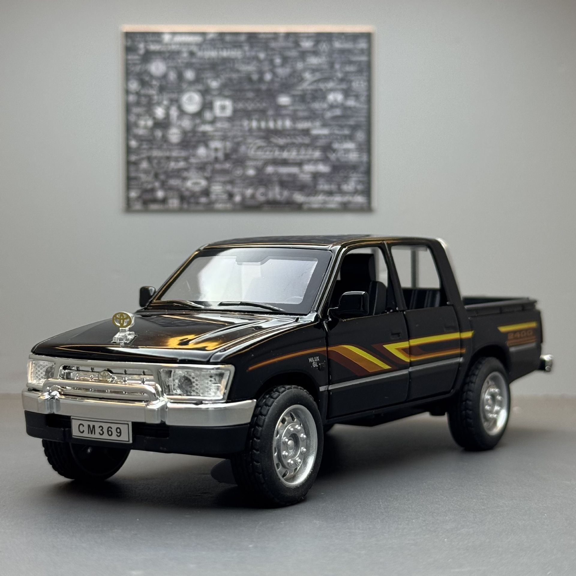 驰美合金车模1:32海拉克斯皮卡越野车声光回力玩具车音效模型摆件