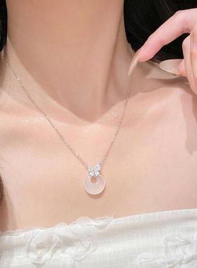 阿沐饰品999纯银白玉髓平安扣项链女款小众轻奢2024新款生日礼物