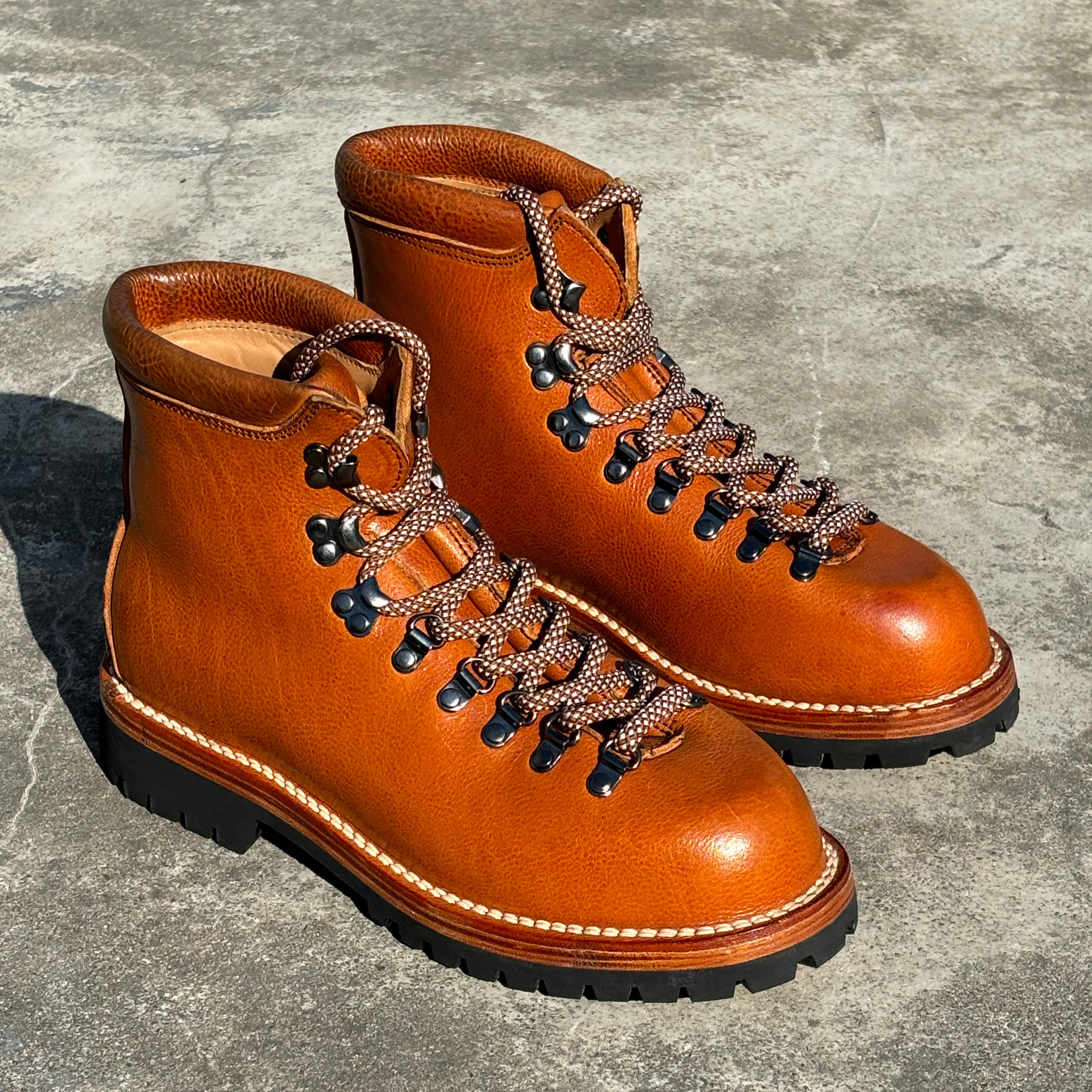 老方工装靴新品重磅户外工装靴外翻缝双缝线真皮鞋垫狗牙底,流行男鞋,马丁靴,淘宝优惠券,粉丝福利购,淘宝优惠卷