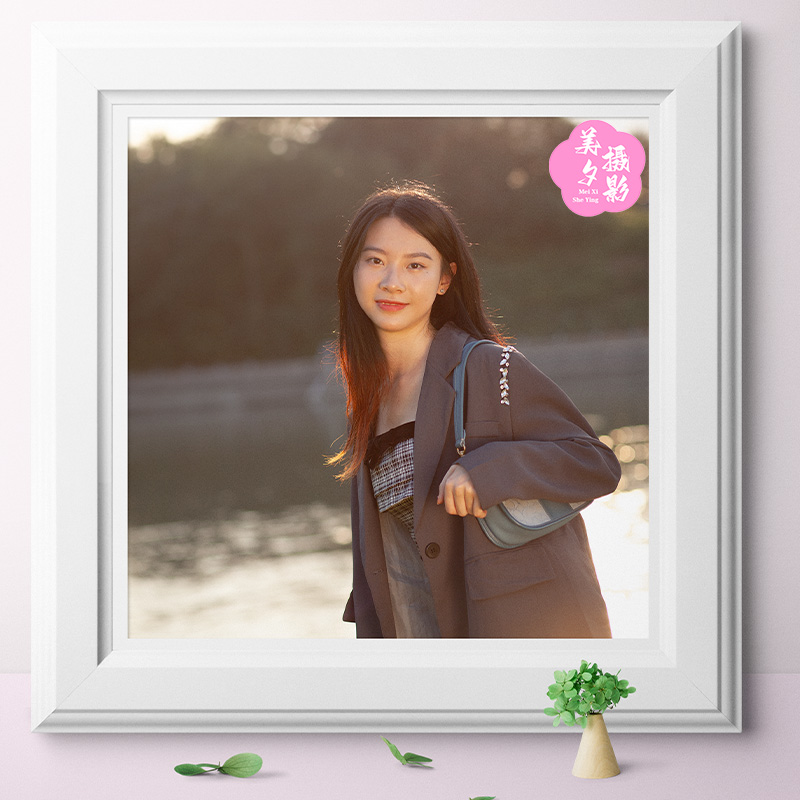 Canon EOS 5D Mark II拍摄公园逆光美女RAW原图PS后期修图素材