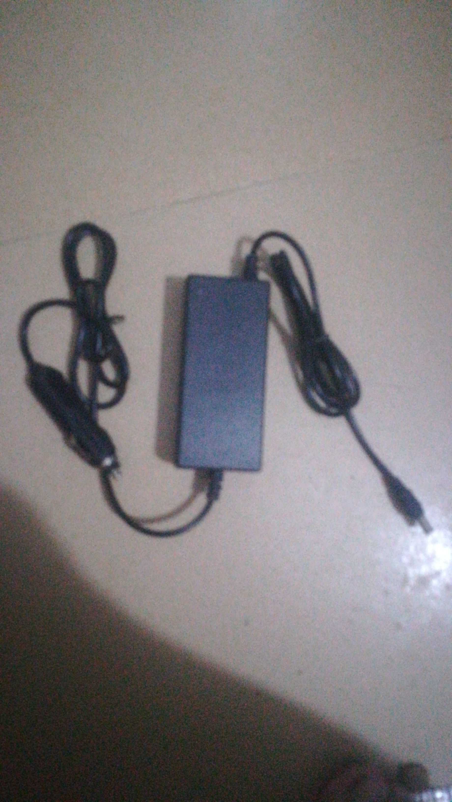 车载充电器14.6v 3A 车充14.6v 4s磷酸铁锂充电器 car charger