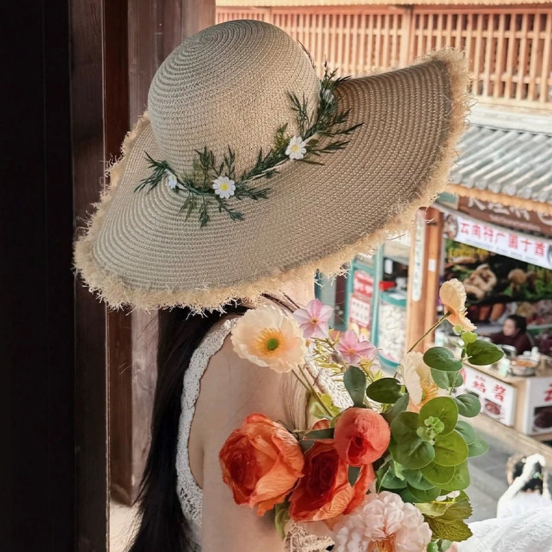 花环拉菲草帽手工编织帽子女春夏海边出游度假百搭大檐遮阳防晒帽