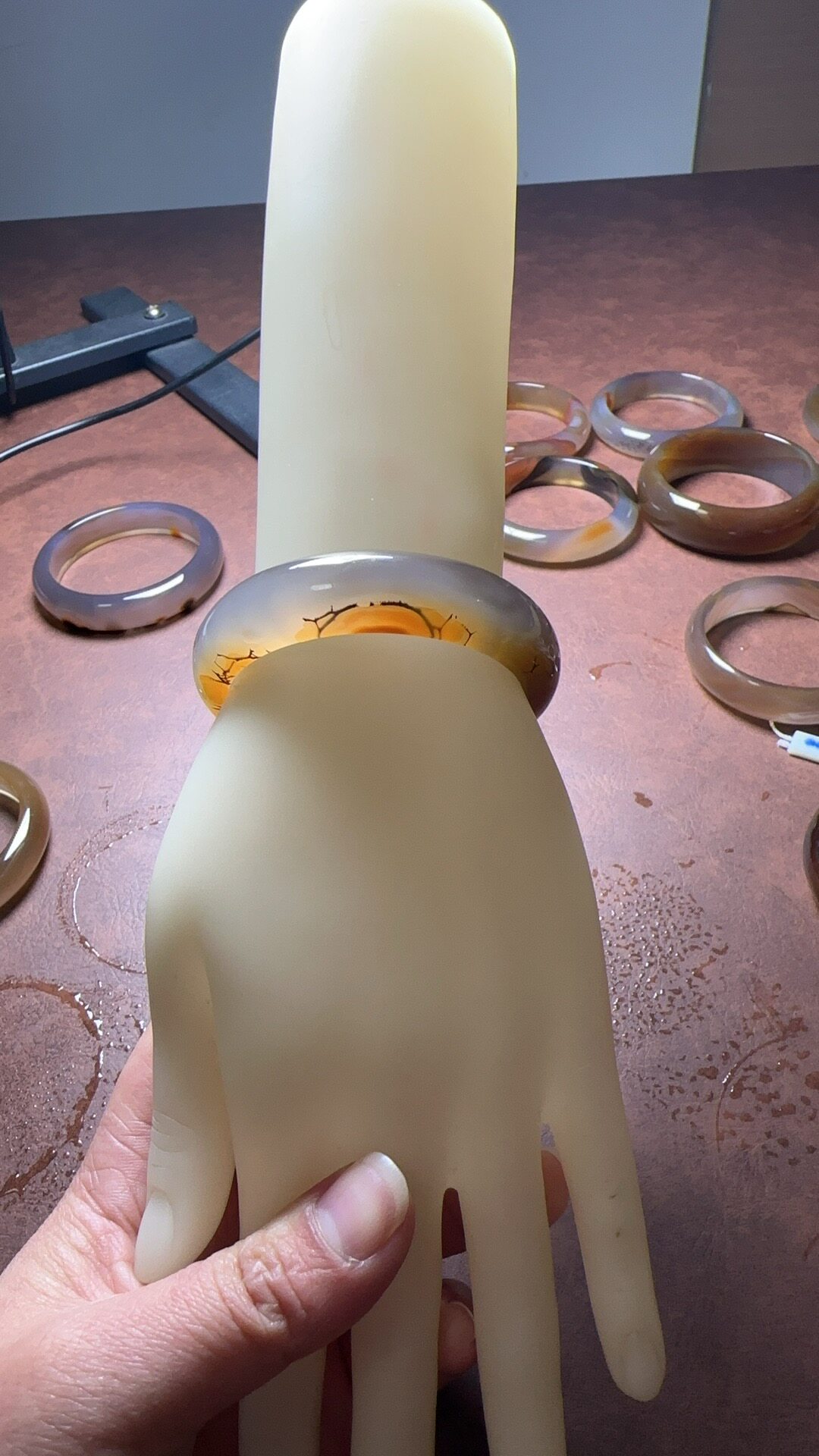 不撞款！巴西玛瑙冰彩风景手镯天然橘红俏色冰种玉镯女高级感显白