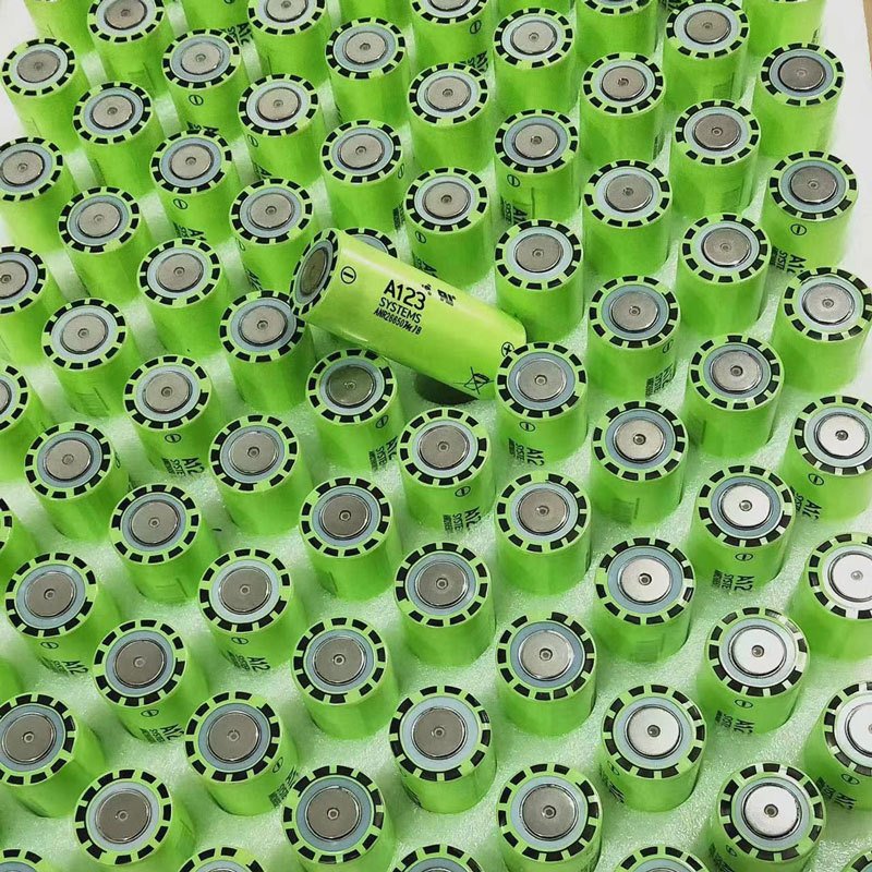 全新A品美国A123 26650 M1B 35C 磷酸铁锂电池2500mah 70A启动电