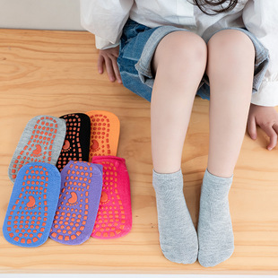 男女宝宝地板袜室内蹦床儿童防滑硅胶袜套早教学步儿童透气地板袜