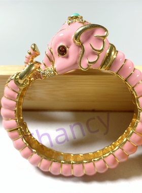 KJL打标粉色大象立体手镯