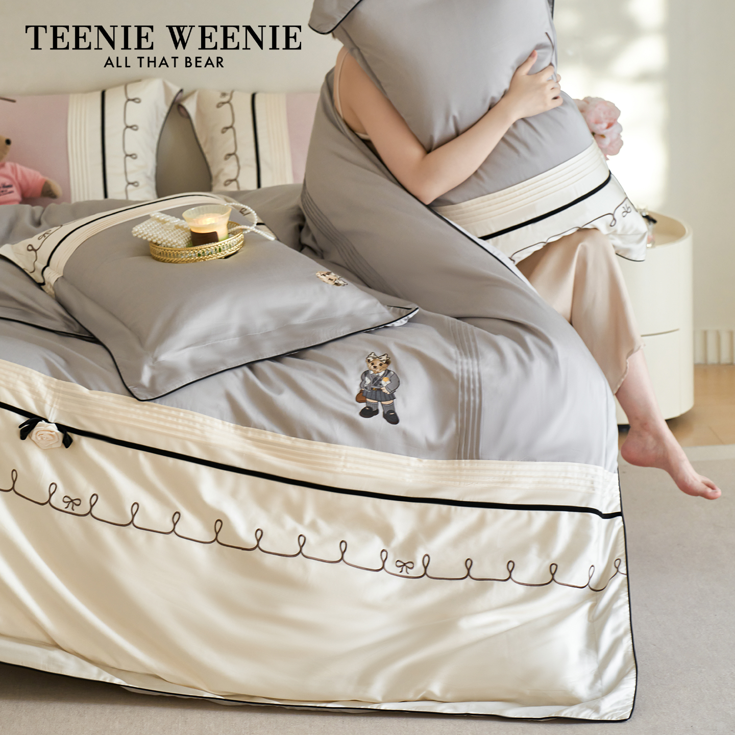 TeenieWeenieA类高级感灰色丝滑裸睡床上四件套长绒棉被套1.51.8m