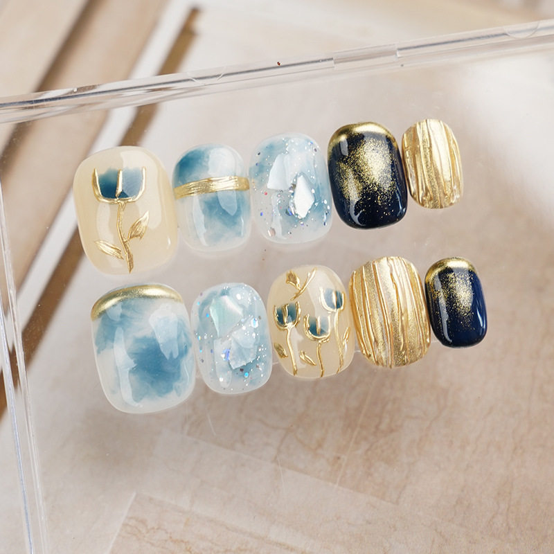 [梦华录]纯手工穿戴甲短方圆豆豆甲蓝色晕染高级感显白美甲贴片